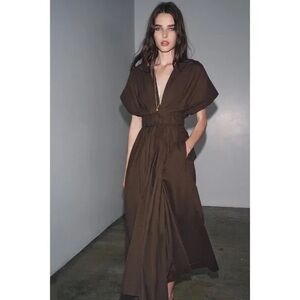 NWT ZARA ZW Pleated Midi Dress Brown Deep V Neck Size M Spring 2965/395